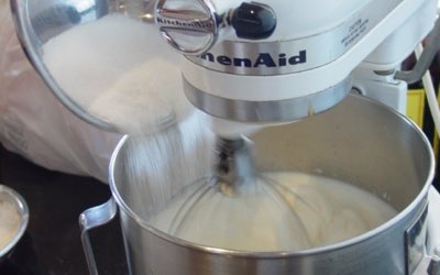 pastel leche caliente1