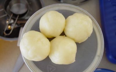 breaded cassava balls4